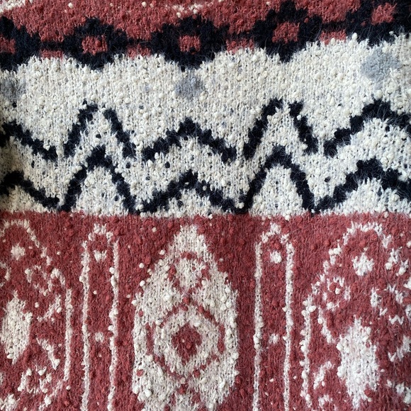 Vici Small Aztec Inspired Sweater - Picture 13 of 13